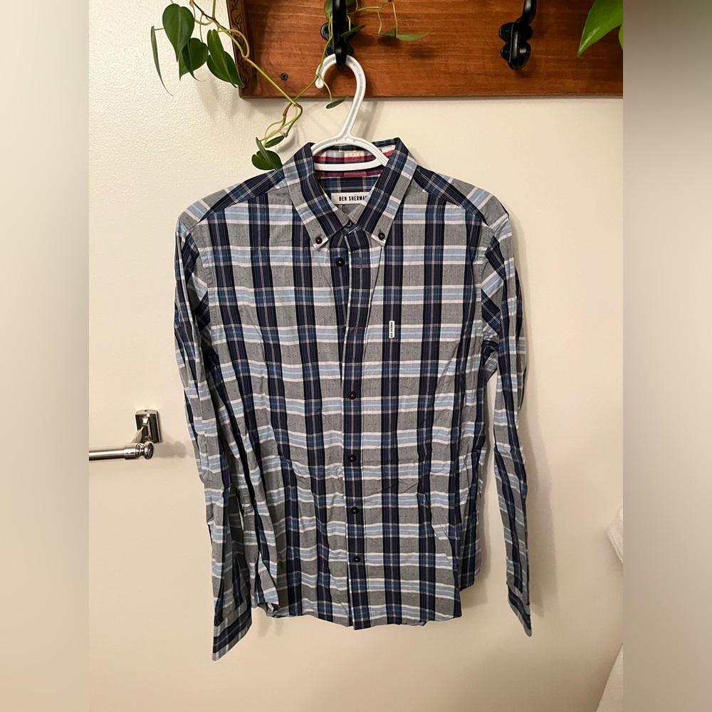 Ben Sherman mens medium navy blue plaid button up